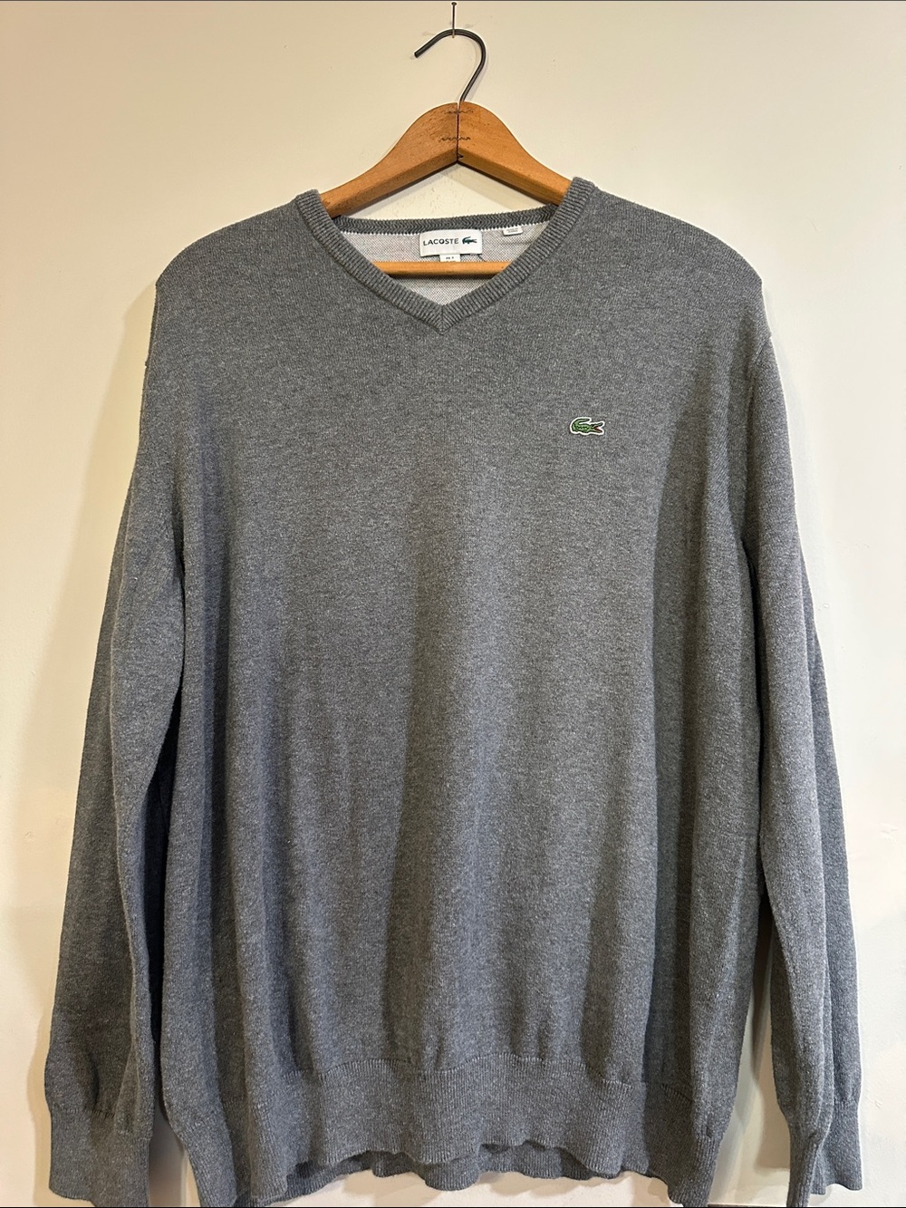 Lacoste men’s gray v neck sweater size xxl